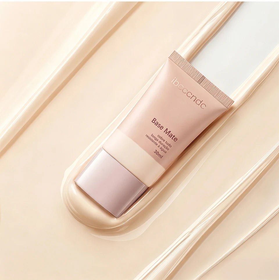 Long-Lasting Matte Liquid Foundation for Flawless Natural Coverage