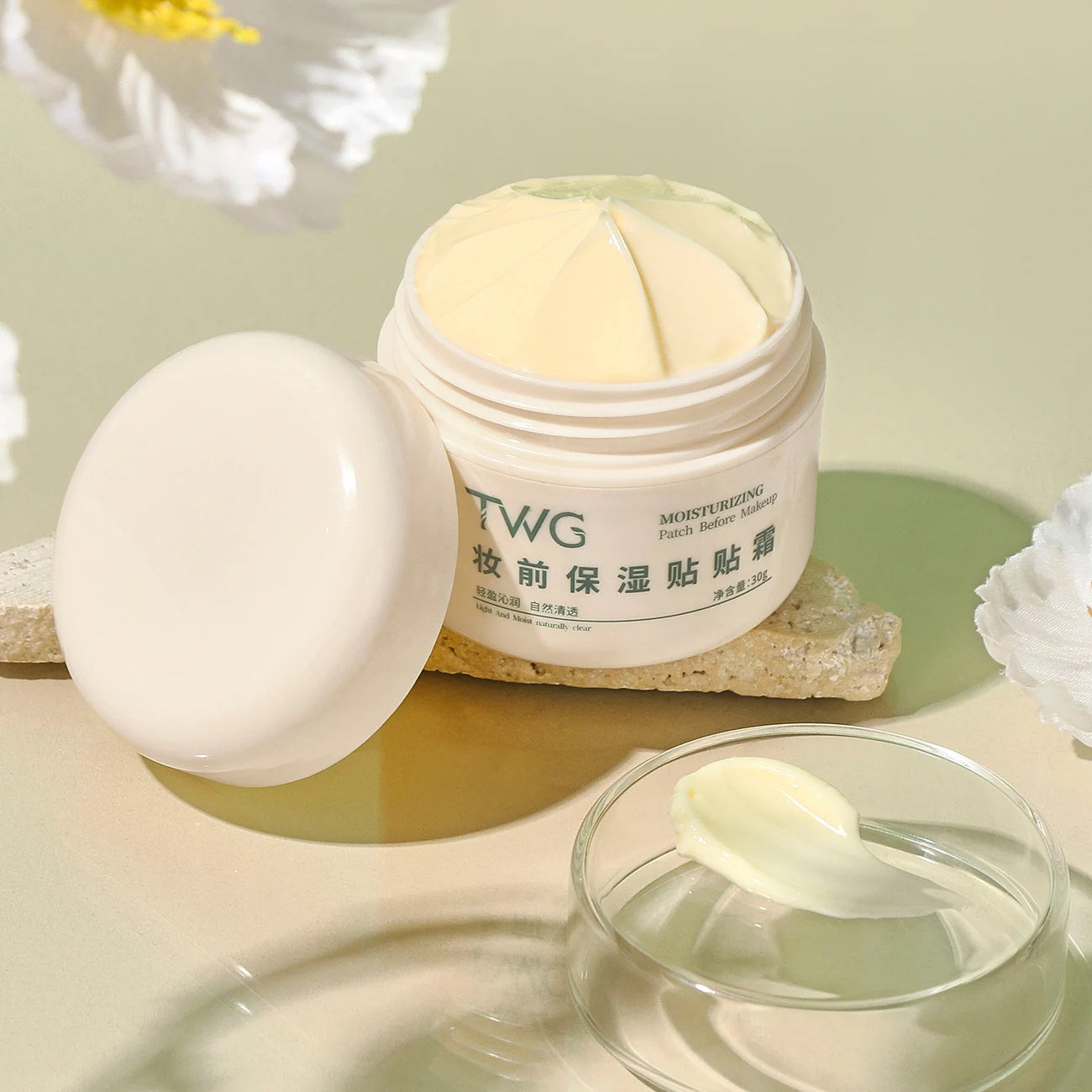 TWG Moisturizing Makeup Primer Cream for Clear Natural Finish - 8