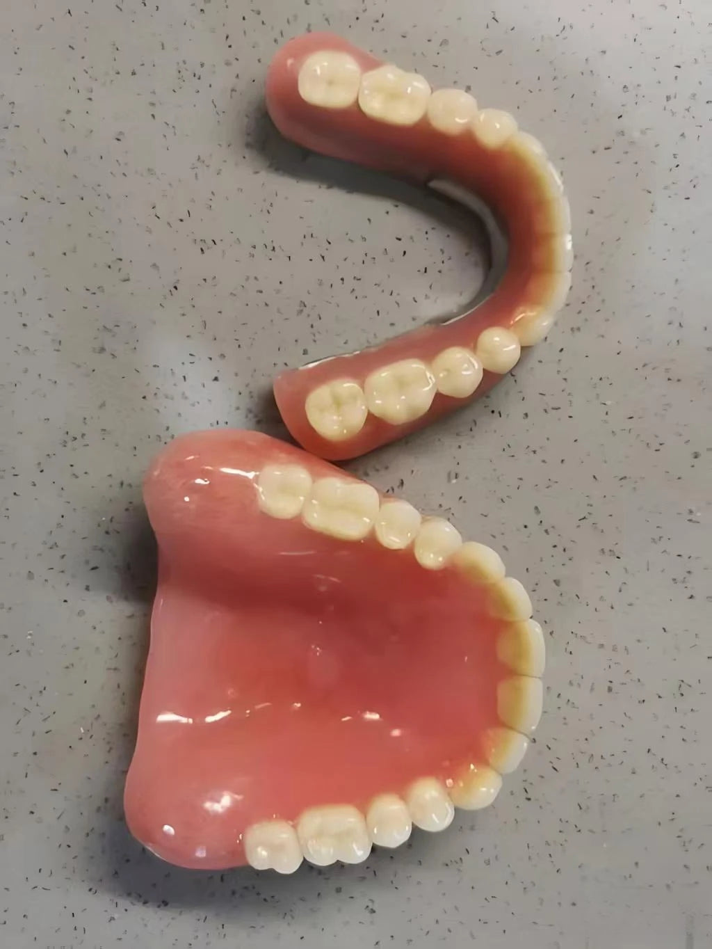 Moldable Cosmetic Denture Kit for Instant Smile